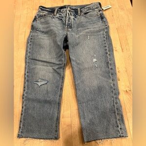 Old Navy Men's Relaxed Fit Jeans in Light Blue